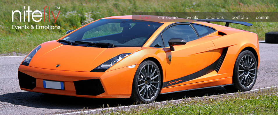 Pilota una lamborghini o una ferrari in un vero circuito